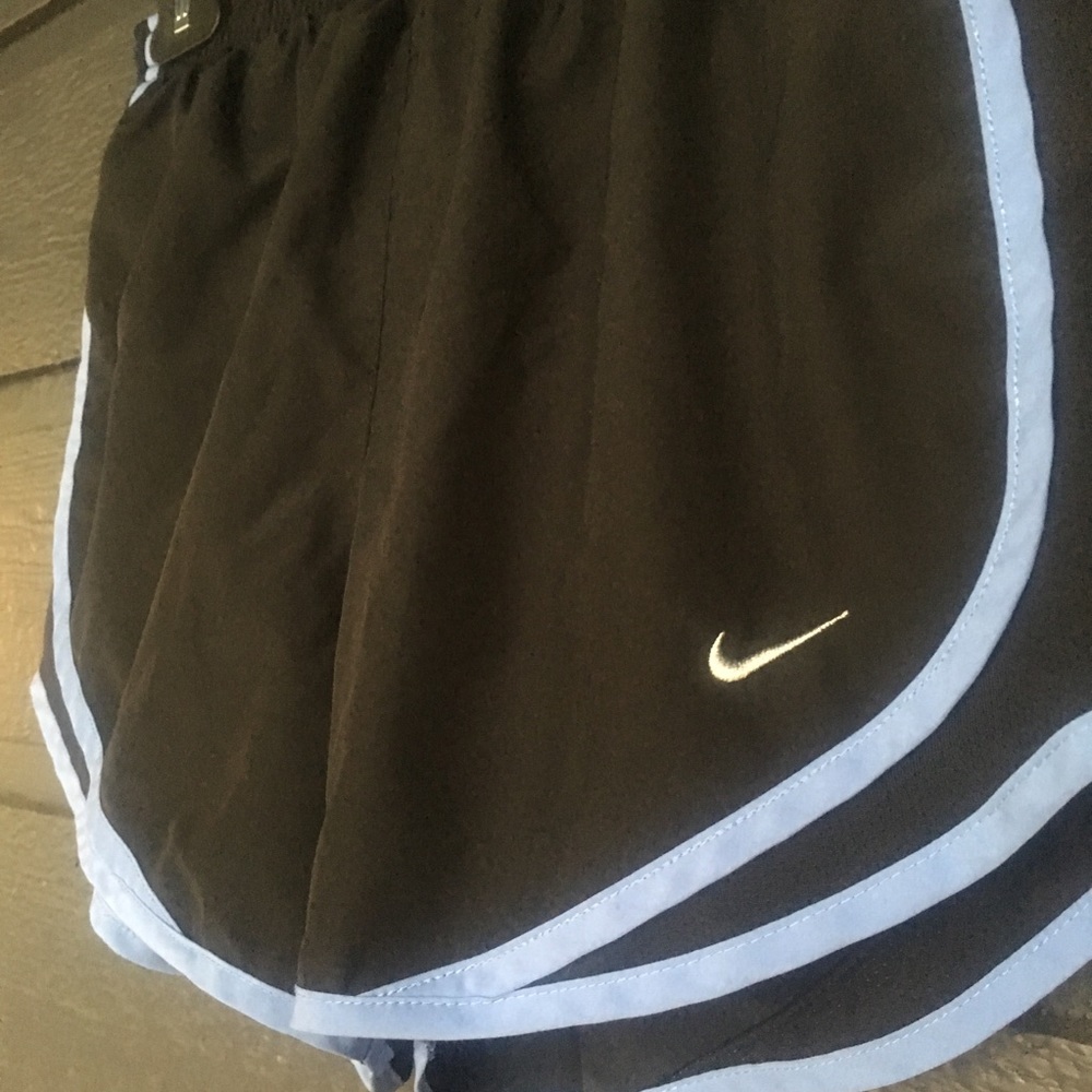 NIKE Running Shorts Size S - Picture 2 of 4